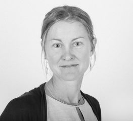 Dr. Liesel Carlsson